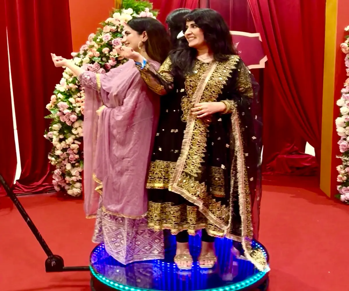 Best 360 video booth for Dubai event